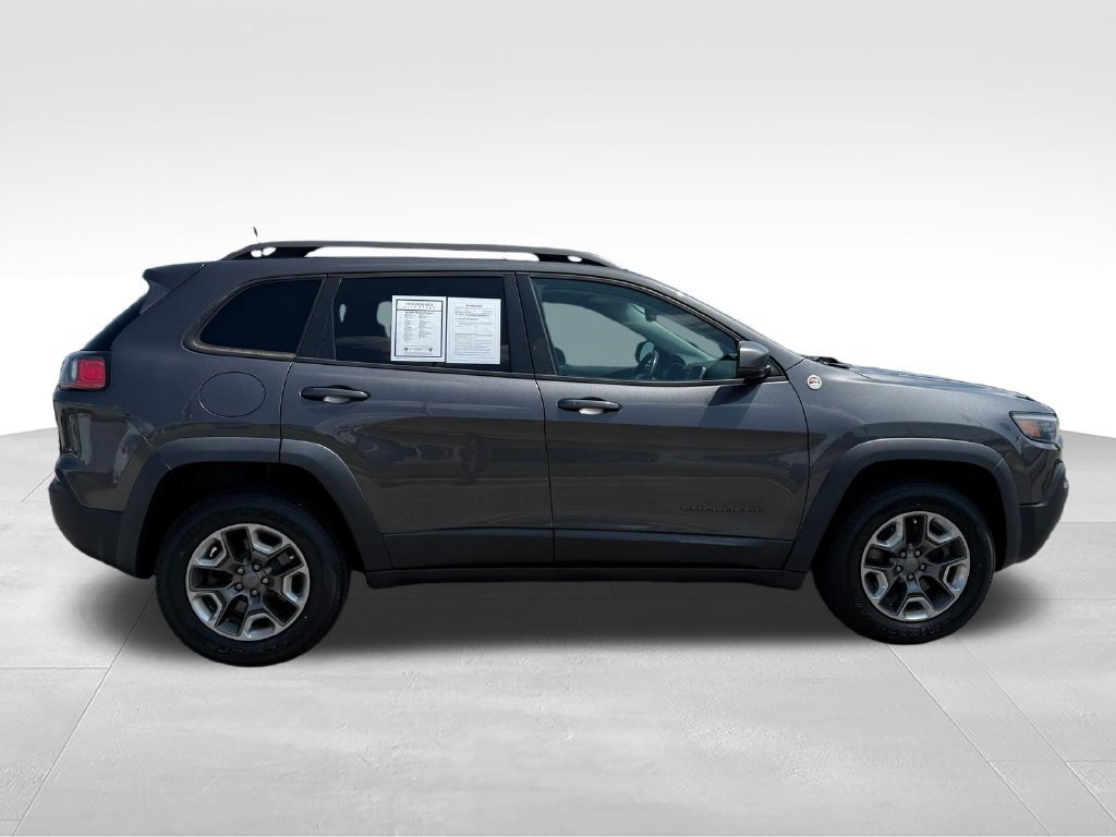 Used 2019 Jeep Cherokee Trailhawk w/ Cold Weather Group AWD/4WD image 28