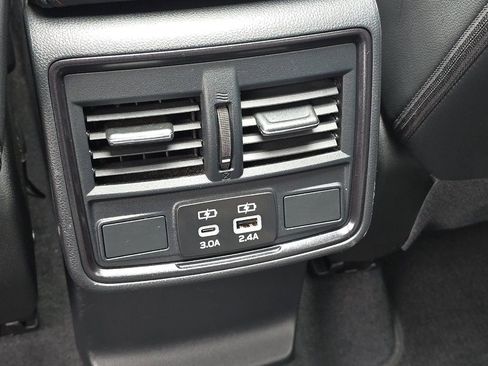 Used 2025 Subaru Forester Sport image 14