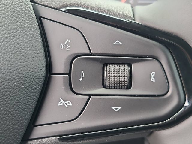 New 2027 Chevrolet Bolt LT w/ Comfort Package FWD image 24