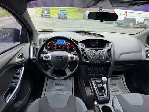 Used 2014 Ford Focus ST image 12