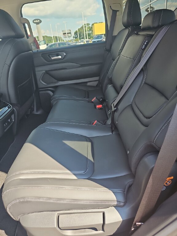 New 2026 Nissan Armada SV RWD image 4