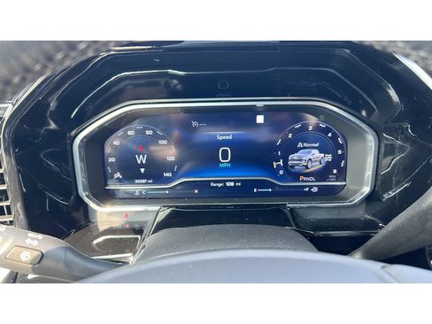 Certified 2022 Chevrolet Silverado 1500 RST w/ Z71 Off-Road Package AWD/4WD image 15