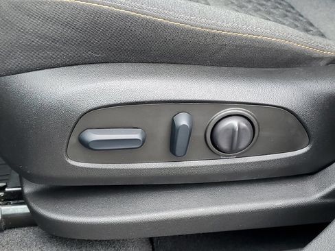 Used 2022 Chevrolet Equinox LT FWD image 6