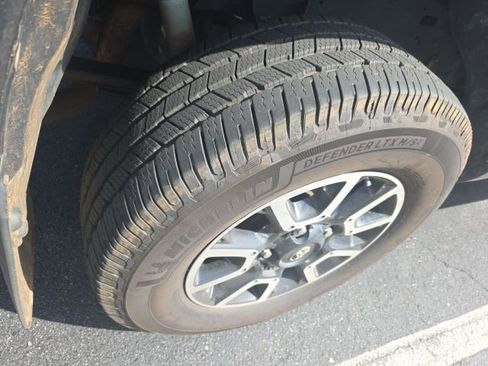 Used 2014 Toyota Tundra SR5 image 12