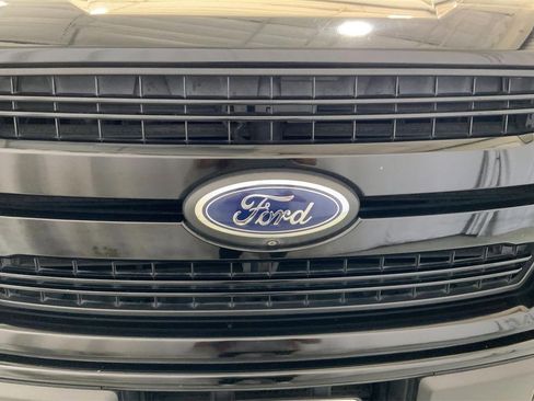 Used 2018 Ford F150 Lariat w/ Equipment Group 502A Luxury image 27