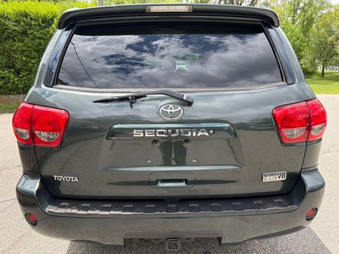 Used 2008 Toyota Sequoia SR5 AWD/4WD image 9