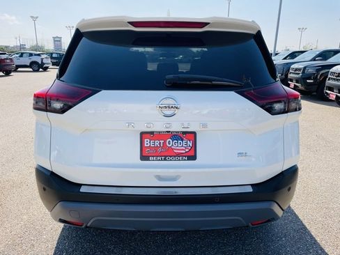 Certified 2021 Nissan Rogue SL w/ Premium Package image 6
