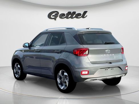 New 2026 Hyundai Venue SEL FWD image 10