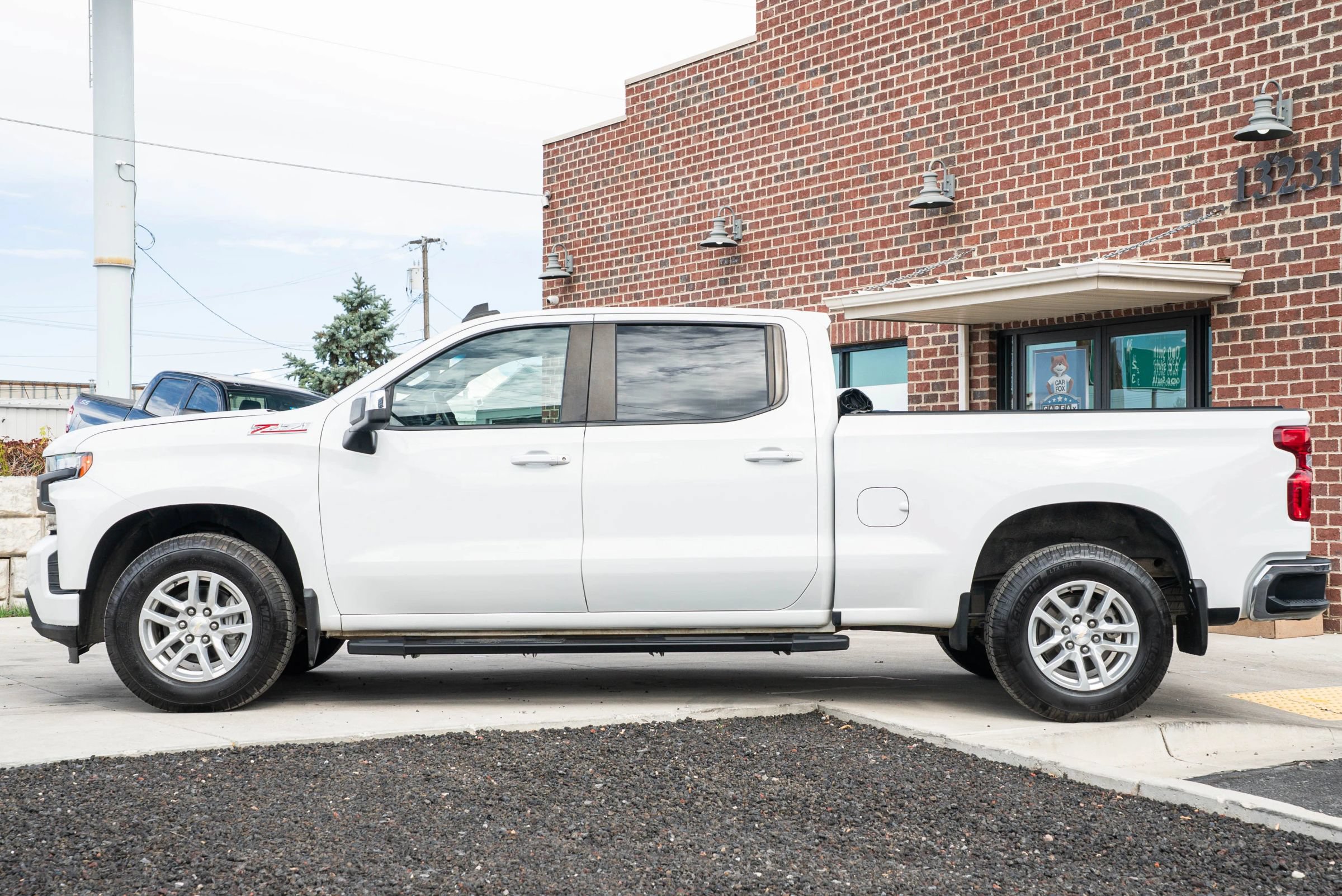 Used 2019 Chevrolet Silverado 1500 LT w/ True North Edition AWD/4WD image 3