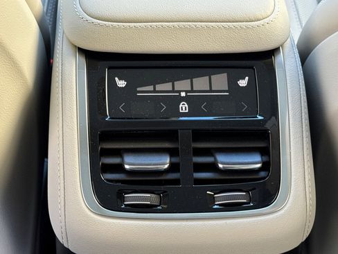 New 2026 Volvo XC90 T8 Ultra AWD/4WD image 13