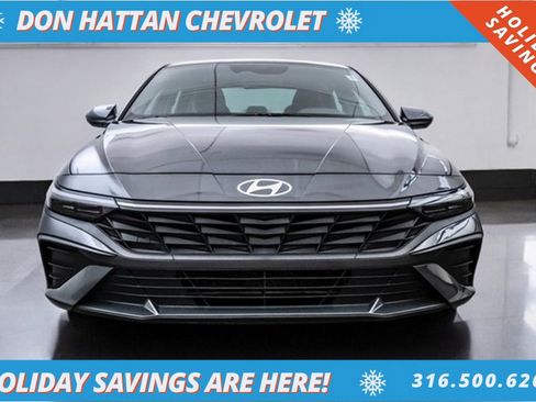 Used 2024 Hyundai Elantra SEL image 40