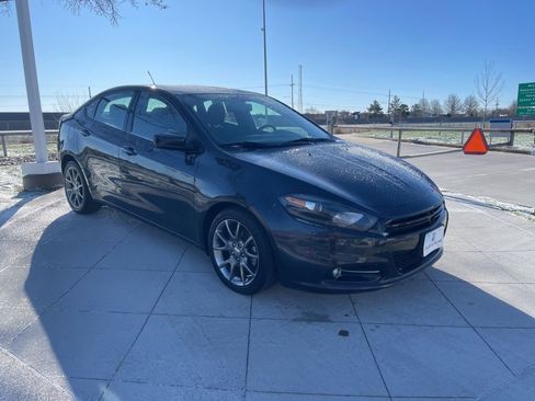 Used 2014 Dodge Dart SXT image 2