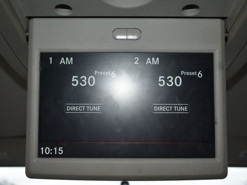 Used 2013 Dodge Grand Caravan SXT w/ Rear Park Assist Pkg image 32