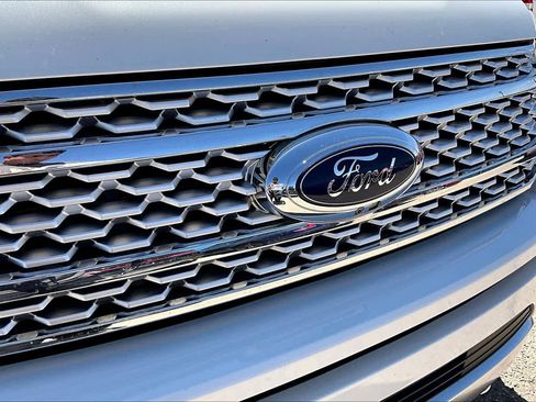 Used 2020 Ford Expedition Max Platinum image 29