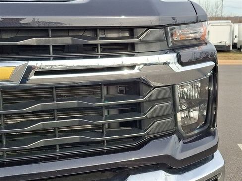 Used 2024 Chevrolet Silverado 2500 LT w/ All Star Edition image 9