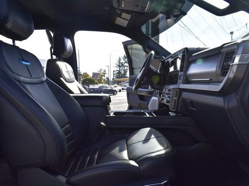 Used 2025 Ford F250 Platinum AWD/4WD image 25