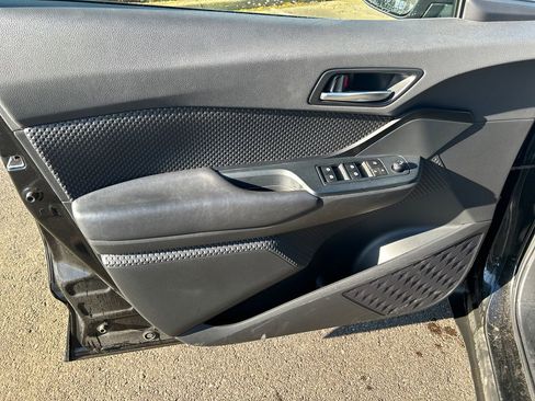 Used 2019 Toyota C-HR LE image 14