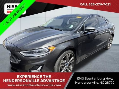 Used 2020 Ford Fusion Titanium image 1