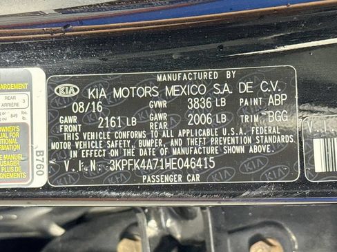 Used 2017 Kia Forte LX FWD image 20