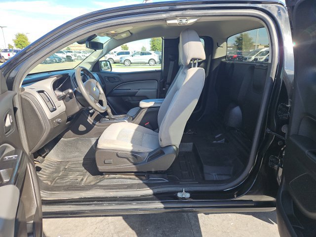 Used 2017 Chevrolet Colorado W/T RWD image 9