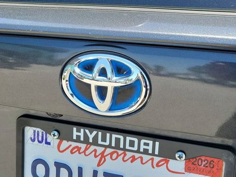 Used 2020 Toyota RAV4 LE w/ All Weather Liner Package AWD/4WD image 27