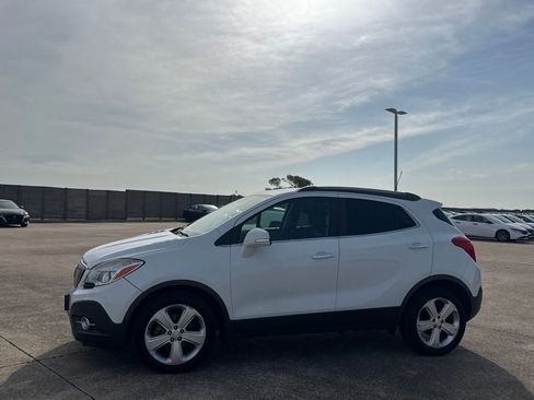 Used 2016 Buick Encore Convenience FWD image 11