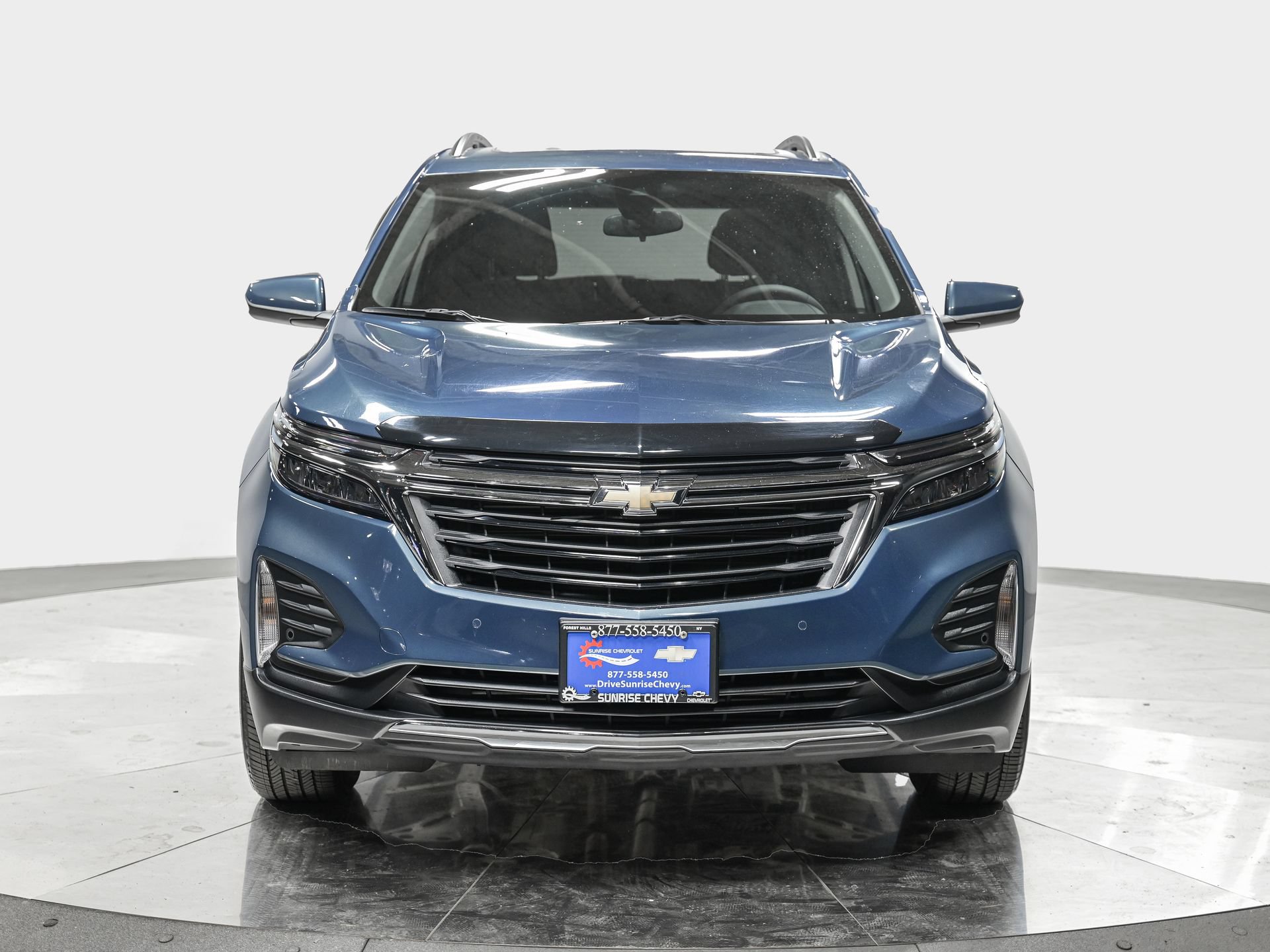 Used 2024 Chevrolet Equinox LT AWD/4WD image 10