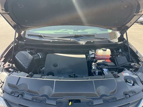 Used 2021 Chevrolet Traverse Premier FWD image 33