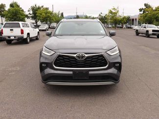 Used 2021 Toyota Highlander Platinum AWD/4WD video 2