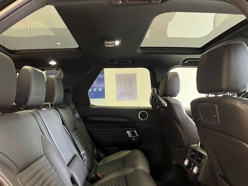 Used 2023 Land Rover Discovery S R-Dynamic AWD/4WD image 36