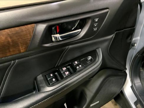 Used 2019 Subaru Outback 2.5i Limited image 35