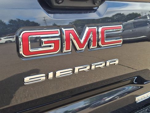 Used 2025 GMC Sierra 1500 Elevation AWD/4WD image 31