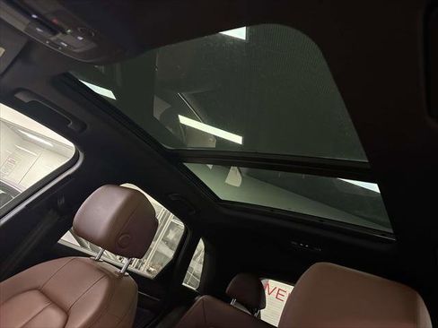 Used 2025 Audi Q3 2.0T Premium w/ Convenience Package image 19