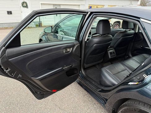 Used 2016 Toyota Avalon XLE image 13