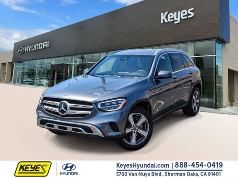 Used 2022 Mercedes-Benz GLC 300 image 1