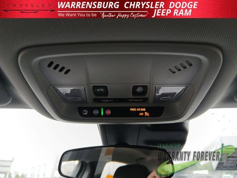 Used 2024 Chevrolet Malibu LT FWD image 28