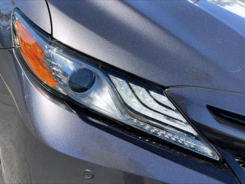 Used 2018 Toyota Camry XSE FWD image 27