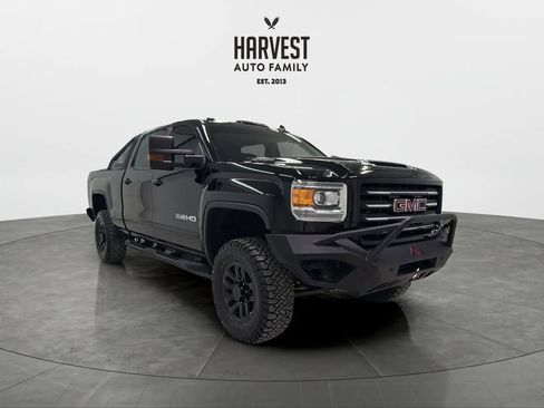 Used 2017 GMC Sierra 2500 SLT w/ Duramax Plus Package image 10