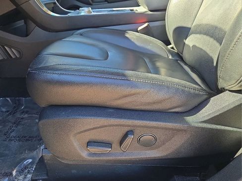 Used 2022 Ford Edge Titanium image 24