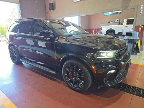 Used 2021 Dodge Durango SRT w/ Technology Group AWD/4WD image 3
