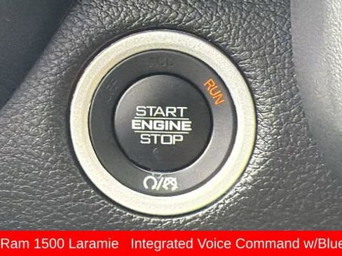 Used 2024 RAM 1500 Laramie AWD/4WD image 17
