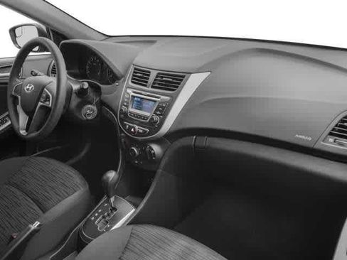 Used 2016 Hyundai Accent SE FWD image 11