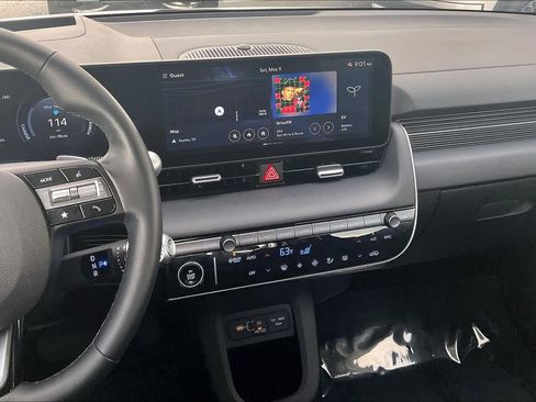 Certified 2025 Hyundai Ioniq 5 Limited AWD/4WD image 6