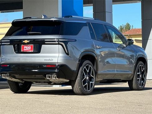 New 2026 Chevrolet Traverse High Country image 5