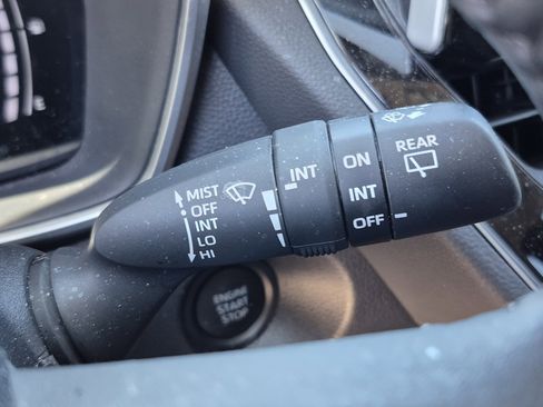 Certified 2025 Toyota Corolla Cross XLE w/ Convenience Package FWD image 34