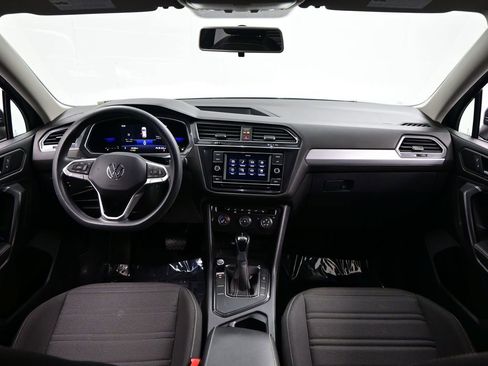 Used 2022 Volkswagen Tiguan S FWD image 32