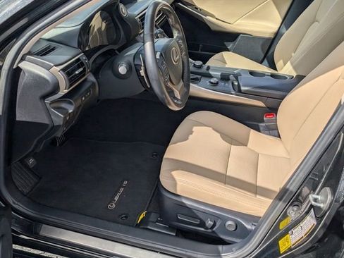Used 2020 Lexus IS 300 w/ Accessory Package 2 image 8