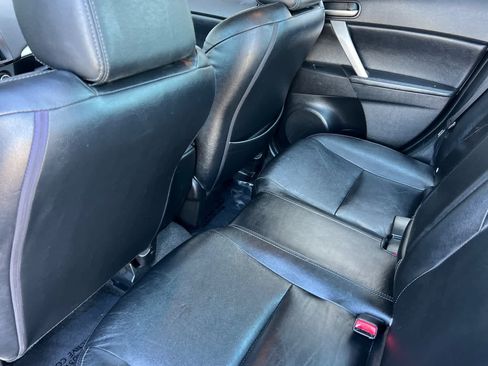 Used 2011 MAZDA MAZDA3 s Grand Touring FWD image 4