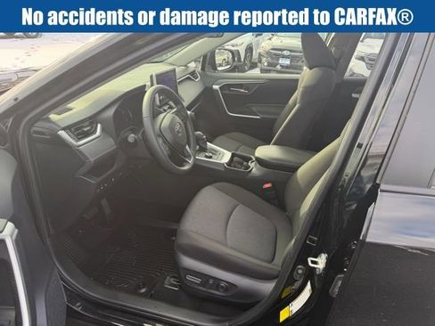 Used 2024 Toyota RAV4 XLE w/ Convenience Package image 8