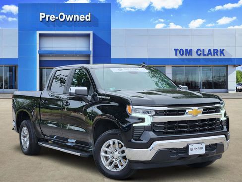 Used 2023 Chevrolet Silverado 1500 LT image 1
